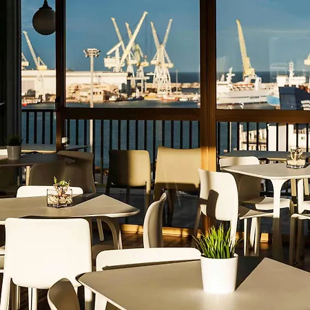 Ibis Styles President 4*
