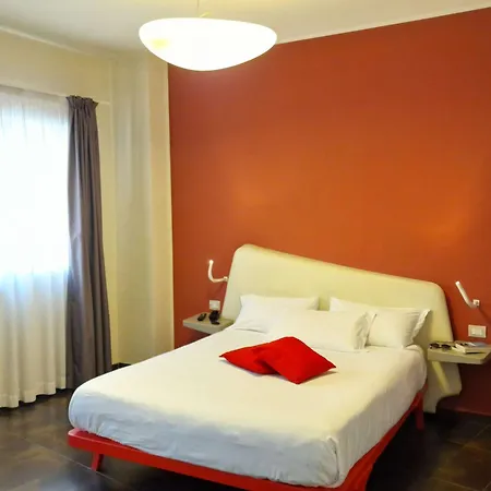 Hotel Ibis Styles President 4*